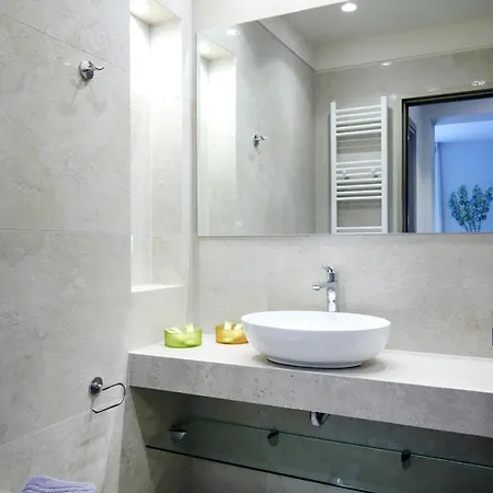Carabella Hotel apartamentowy