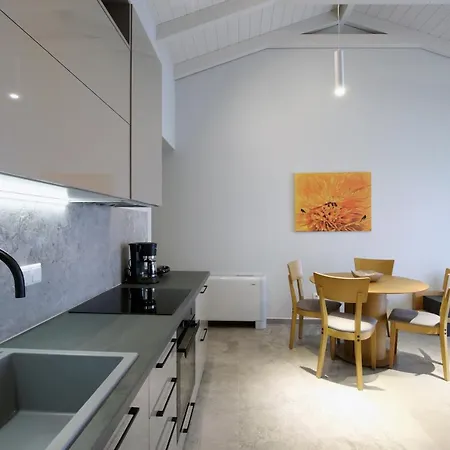 Carabella Hotel apartamentowy