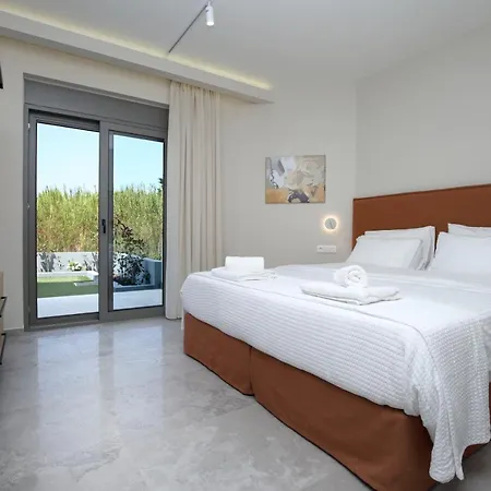 Carabella Hotel apartamentowy 4*