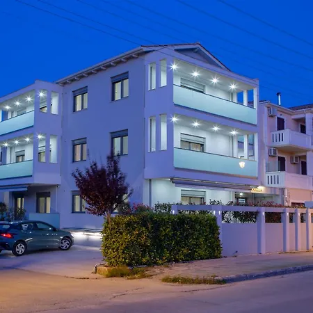 Hotel apartamentowy Carabella 4*