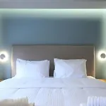 מלון דירות Carabella 4*
